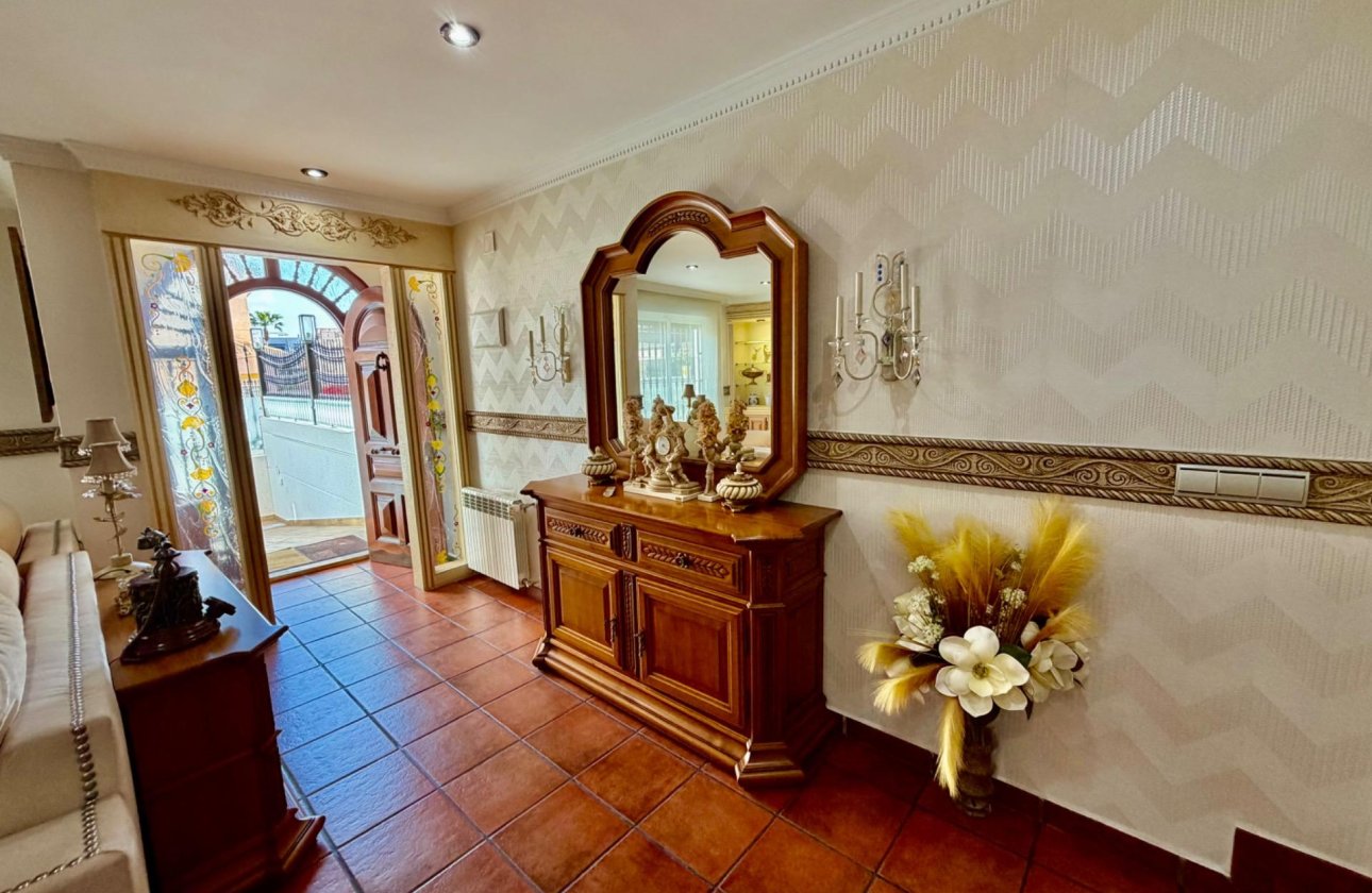 Revente - Semi Detached -
Orihuela Costa - La Zenia