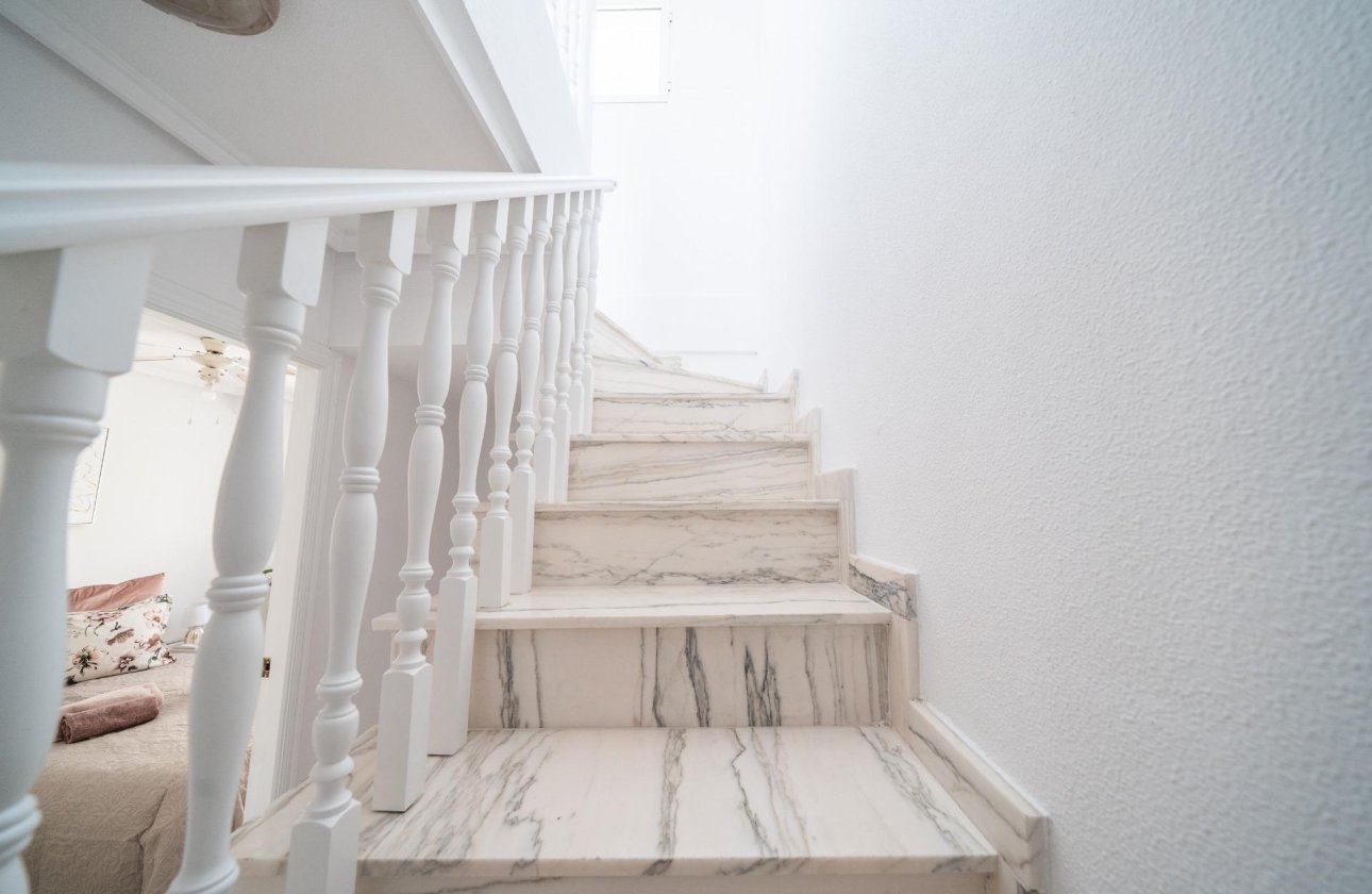 Revente - Semi Detached -
Orihuela Costa - Los Almendros-la Florida