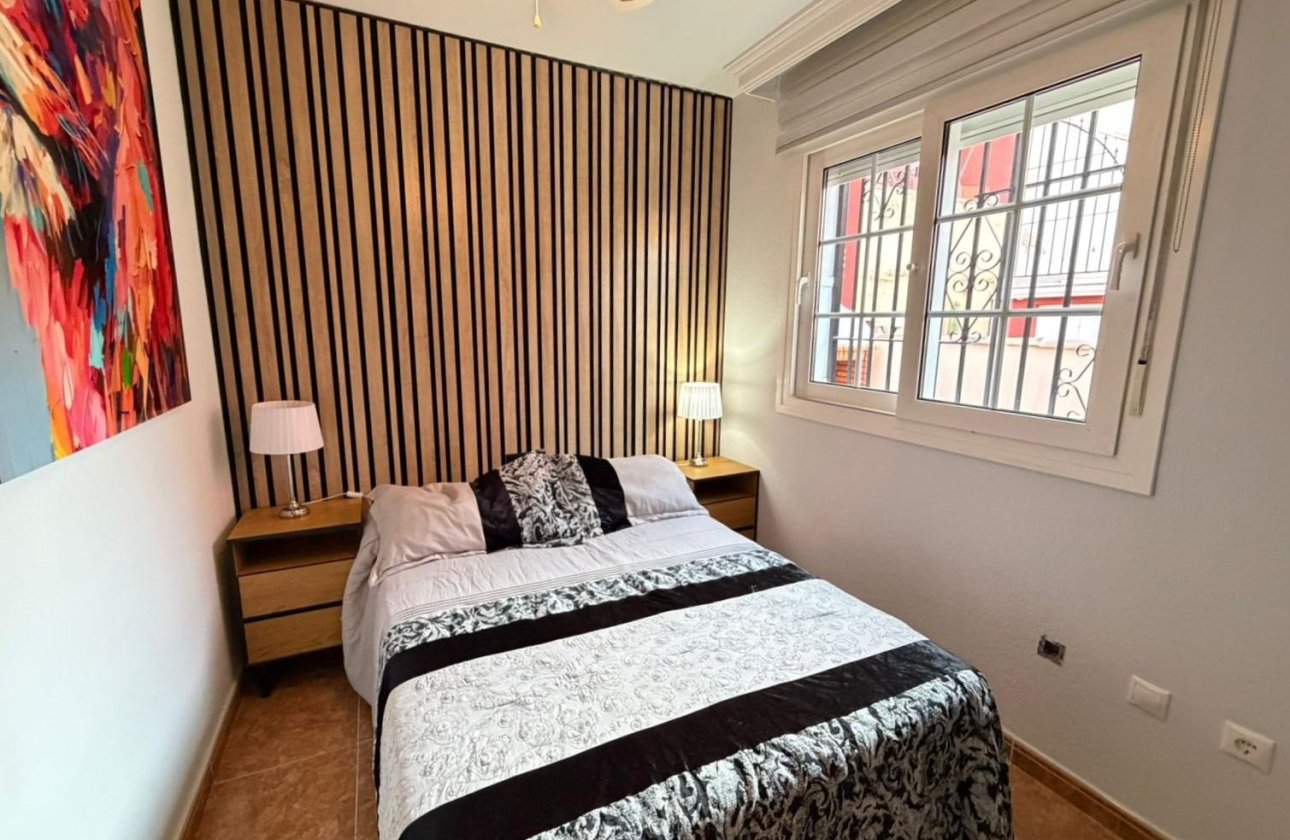 Revente - Semi Detached -
Orihuela Costa - Villamartín