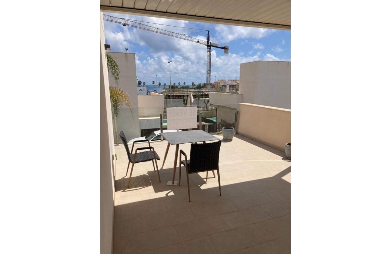 Revente - Semi Detached -
Pilar de la Horadada - Costa Blanca