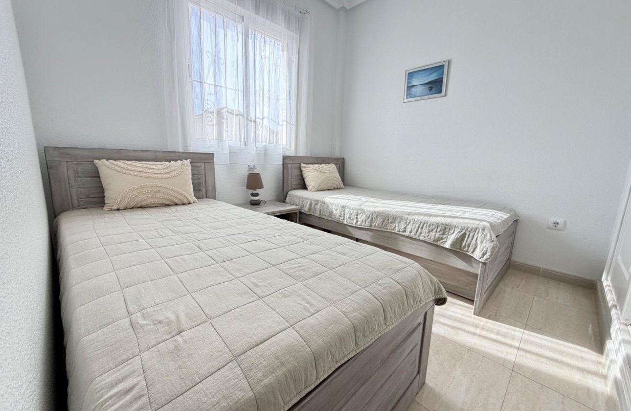 Revente - Semi Detached -
Rojales - Pueblo