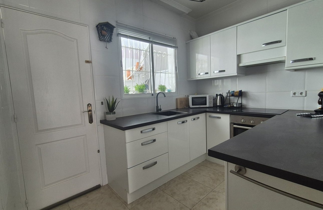 Revente - Semi Detached -
San Miguel de Salinas - Inland
