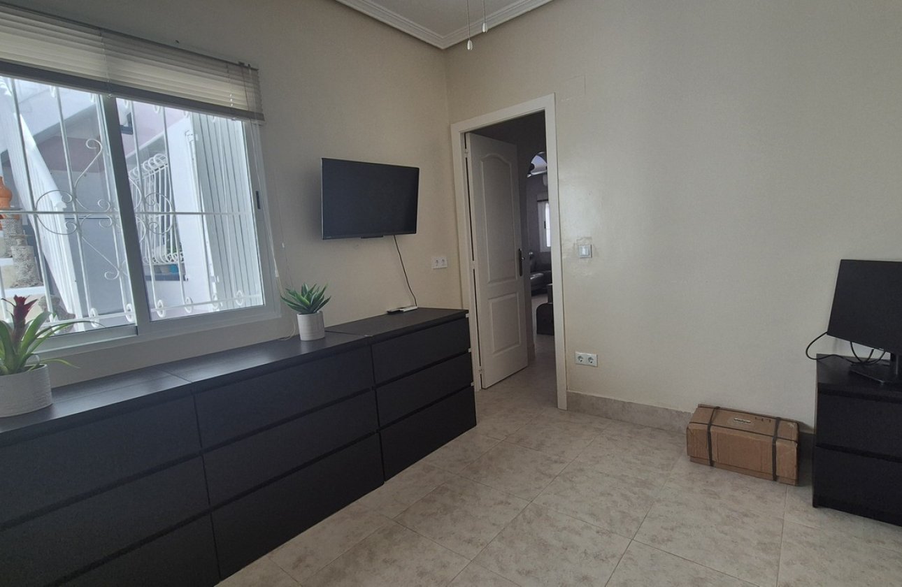 Revente - Semi Detached -
San Miguel de Salinas - Inland