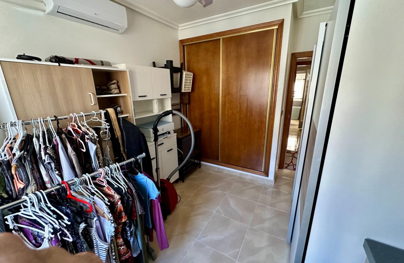 Revente - Semi Detached -
San Miguel de Salinas - Residencial Los Flamencos