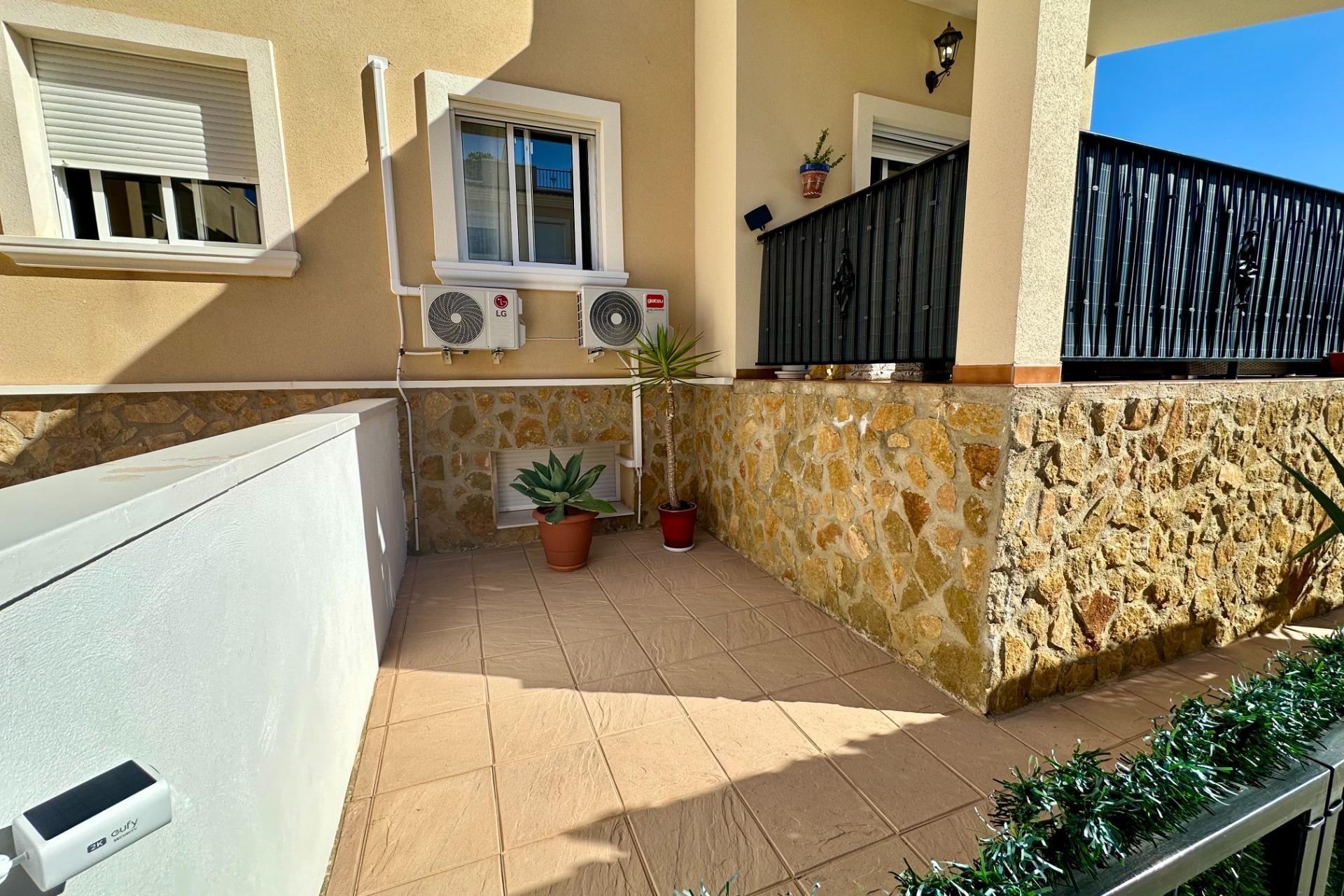 Revente - Semi Detached -
San Miguel de Salinas - Residencial Los Flamencos