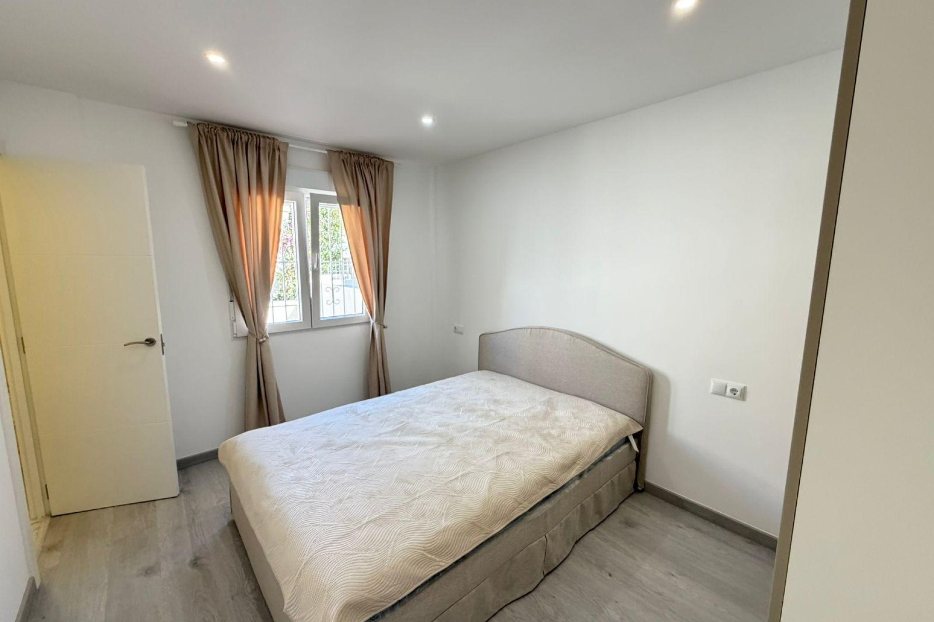 Revente - Semi Detached -
Torrevieja - Cabo Cervera