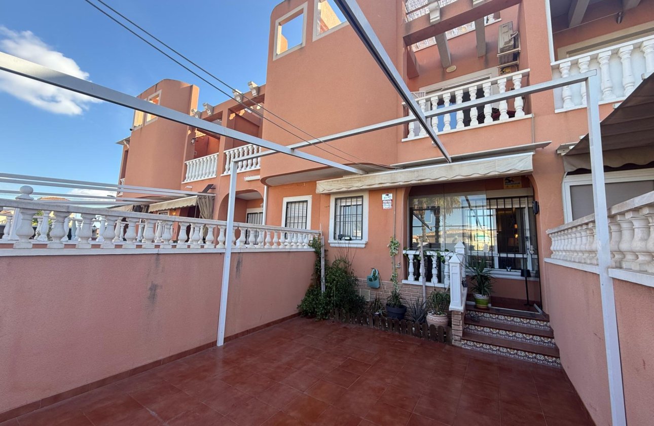 Revente - Semi Detached -
Torrevieja - El Limonar