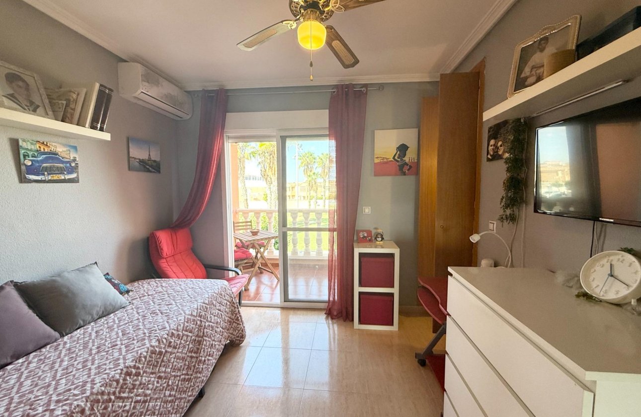 Revente - Semi Detached -
Torrevieja - El Limonar