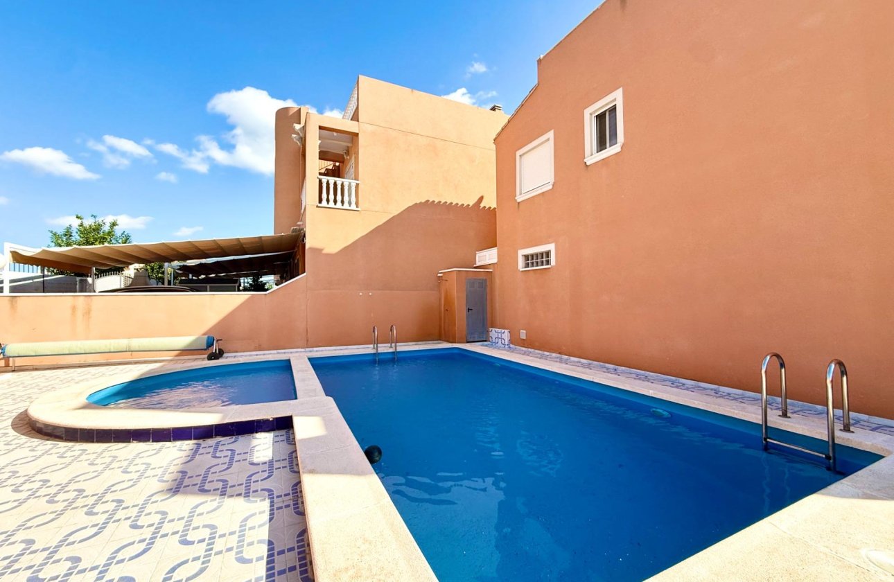 Revente - Semi Detached -
Torrevieja - El Limonar