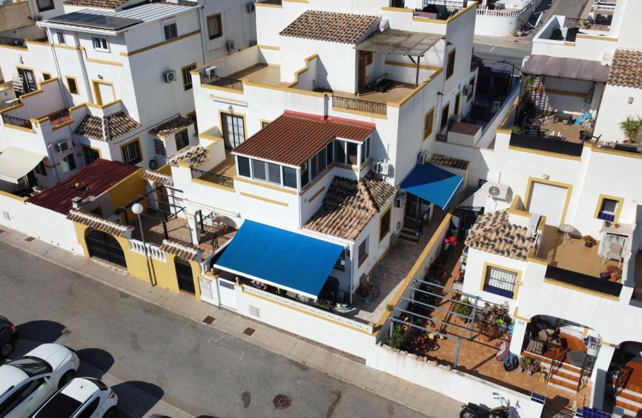 Revente - Semi Detached -
Torrevieja - Los Balcones