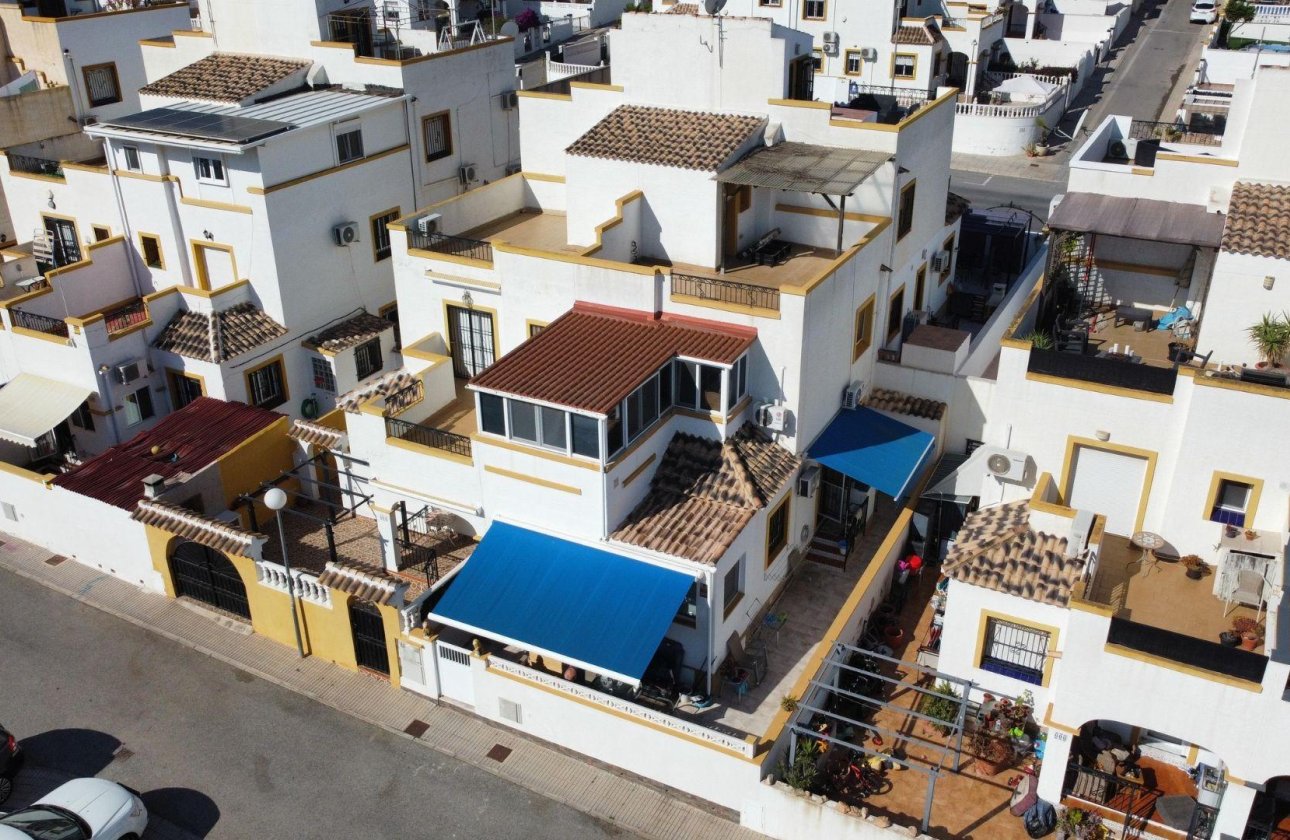 Revente - Semi Detached -
Torrevieja - Los Balcones