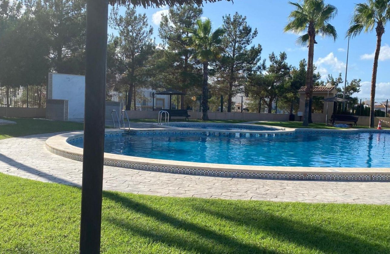 Revente - Semi Detached -
Torrevieja - Los Balcones