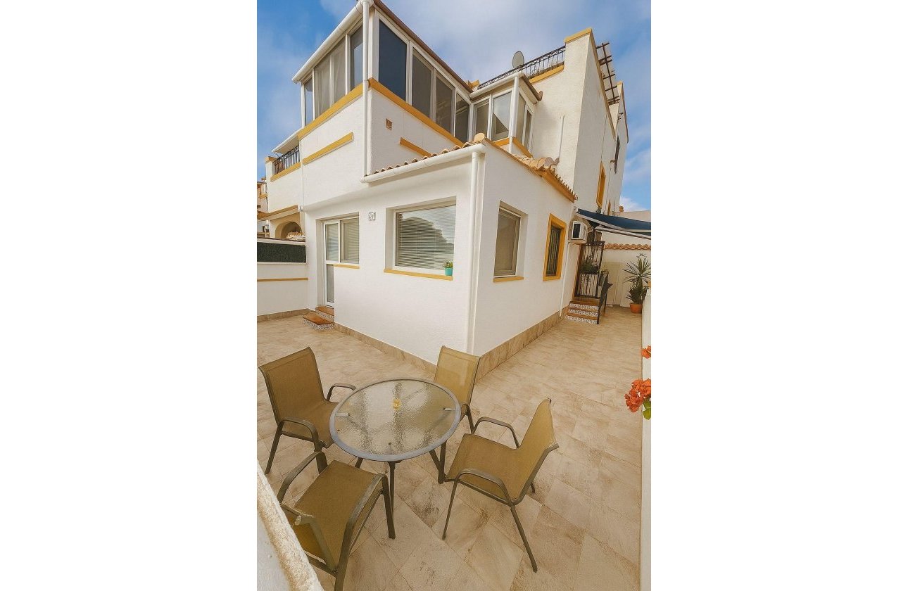 Revente - Semi Detached -
Torrevieja - Los Balcones