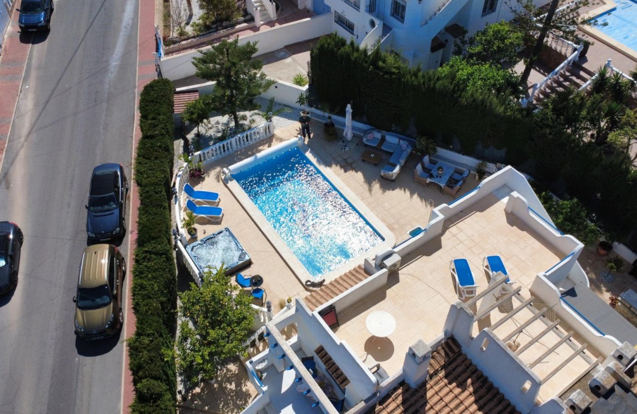 Revente - Semi Detached -
Torrevieja - Los Balcones