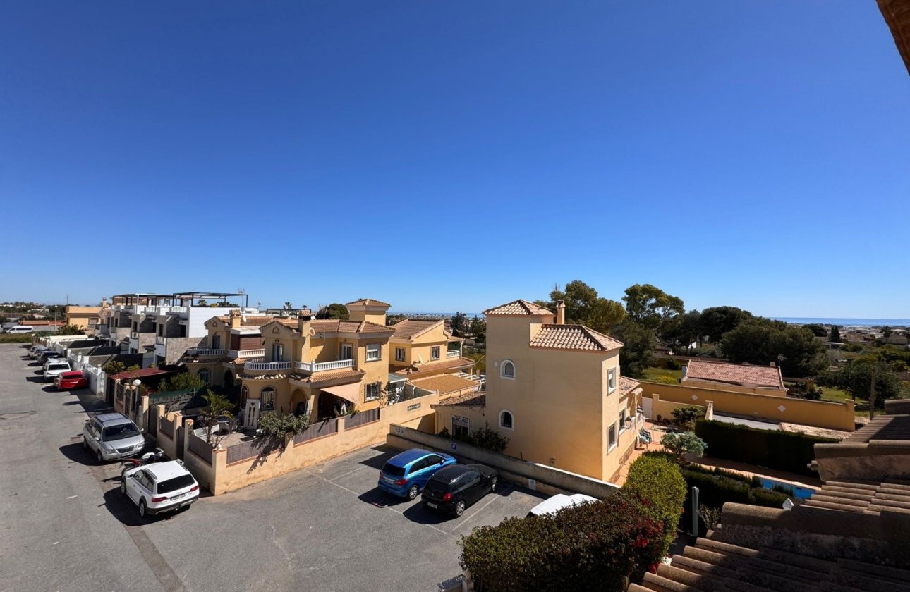 Revente - Town House -
Campoamor - Costa Blanca