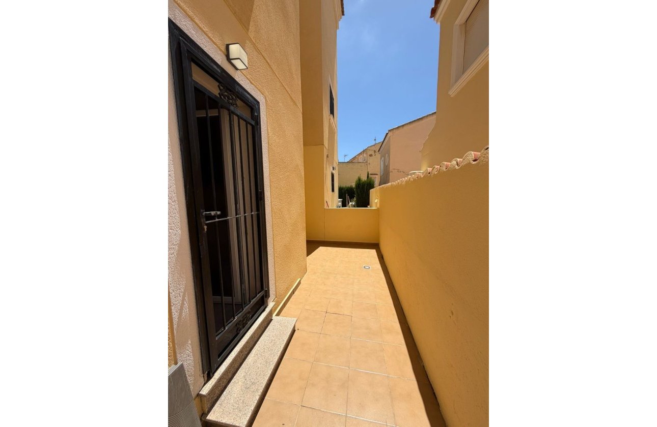 Revente - Town House -
Campoamor - Costa Blanca