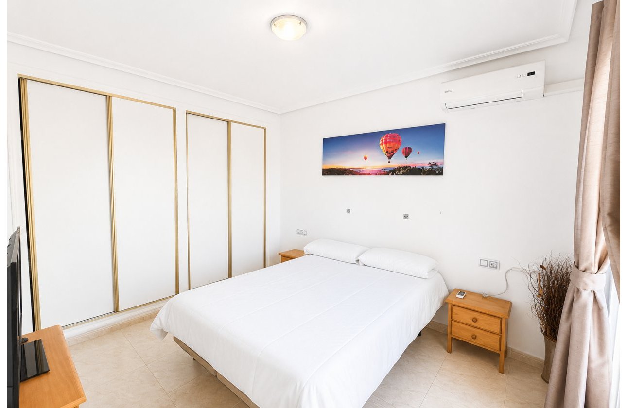 Revente - Town House -
Campoamor - Costa Blanca