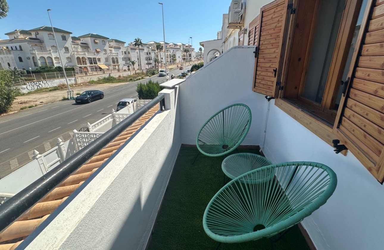 Revente - Town House -
La Mata - Costa Blanca