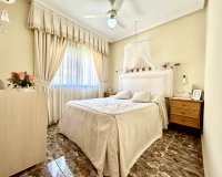 Revente - Town House -
La Zenia - Costa Blanca