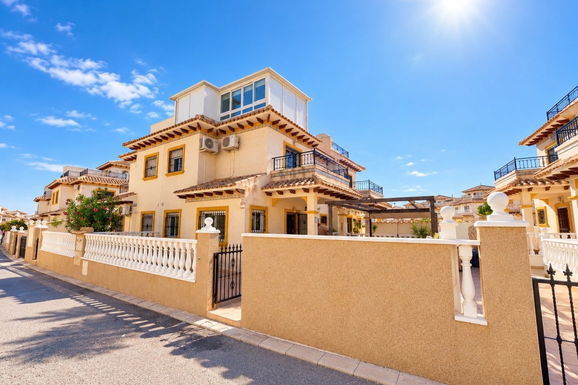 Revente - Town House -
La Zenia - Costa Blanca