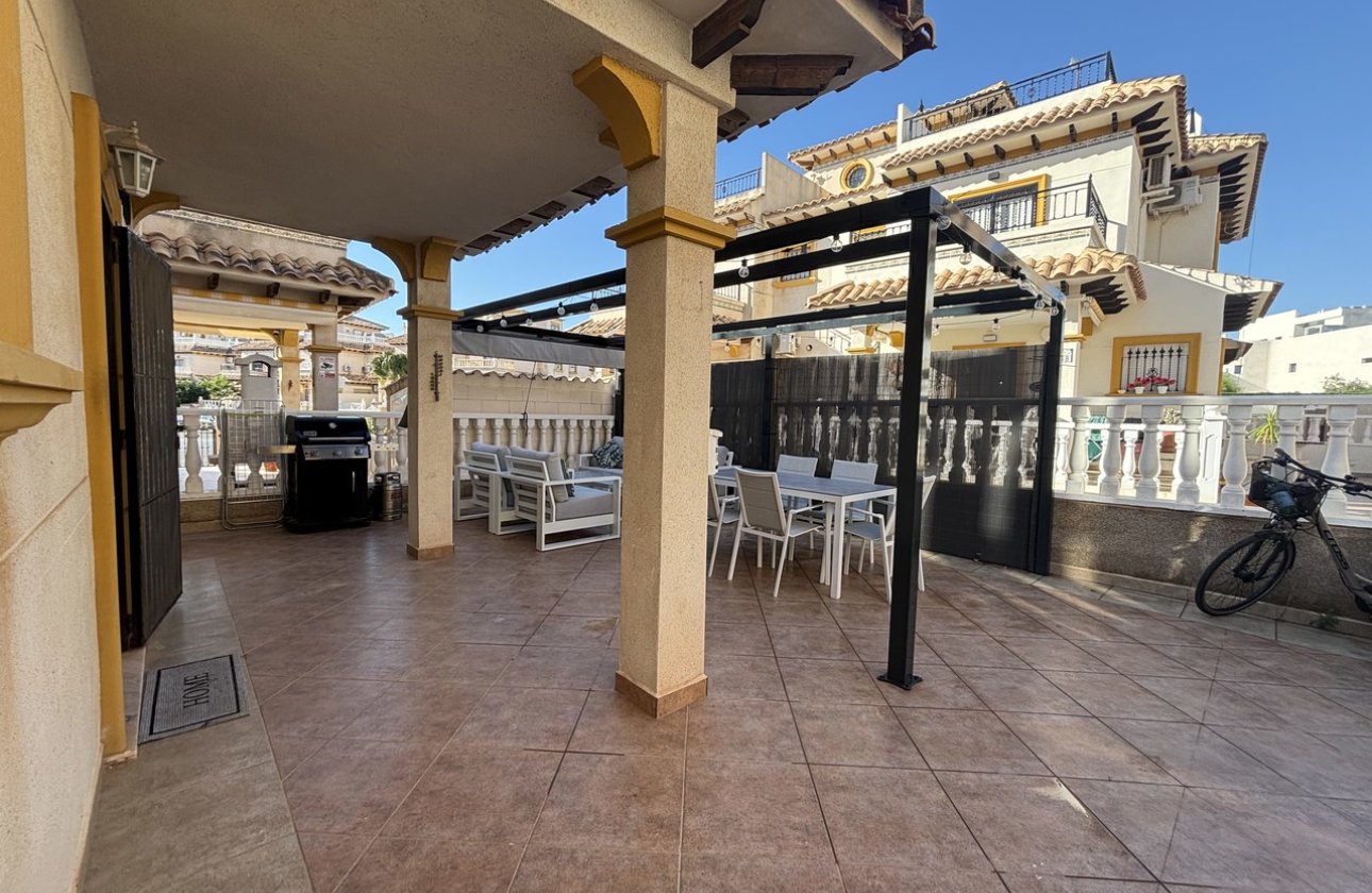 Revente - Town House -
La Zenia - Costa Blanca