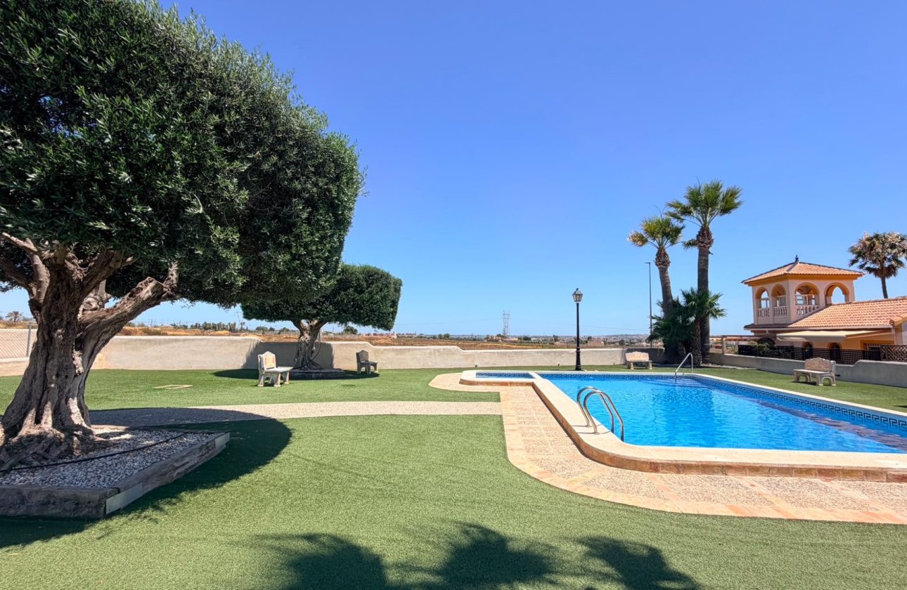 Revente - Town House -
Los Montesinos - Costa Blanca