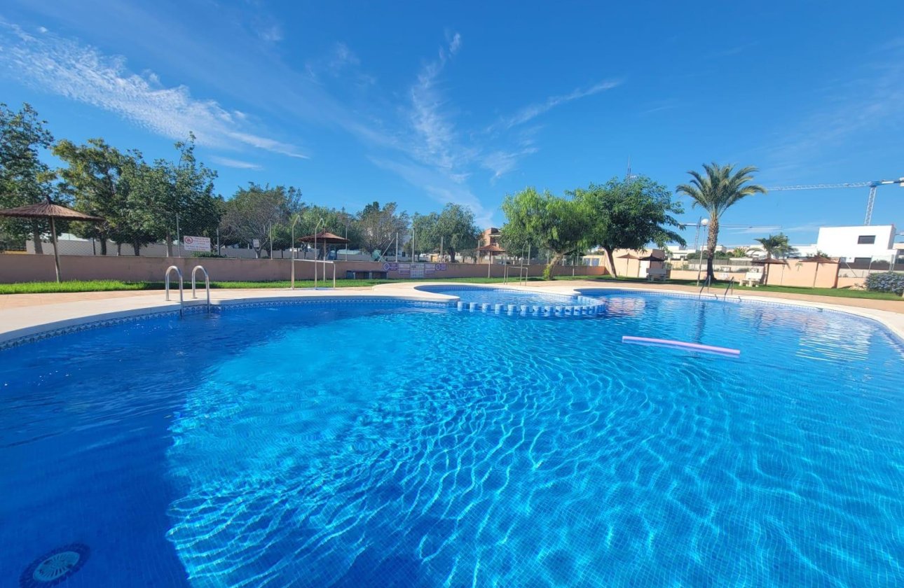 Revente - Town House -
Los Montesinos - Los Montesinos - Urb. La Herrada