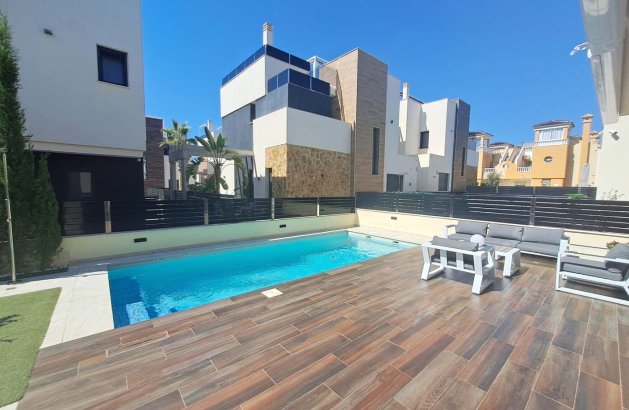 Revente - Town House -
Orihuela Costa - Costa Blanca