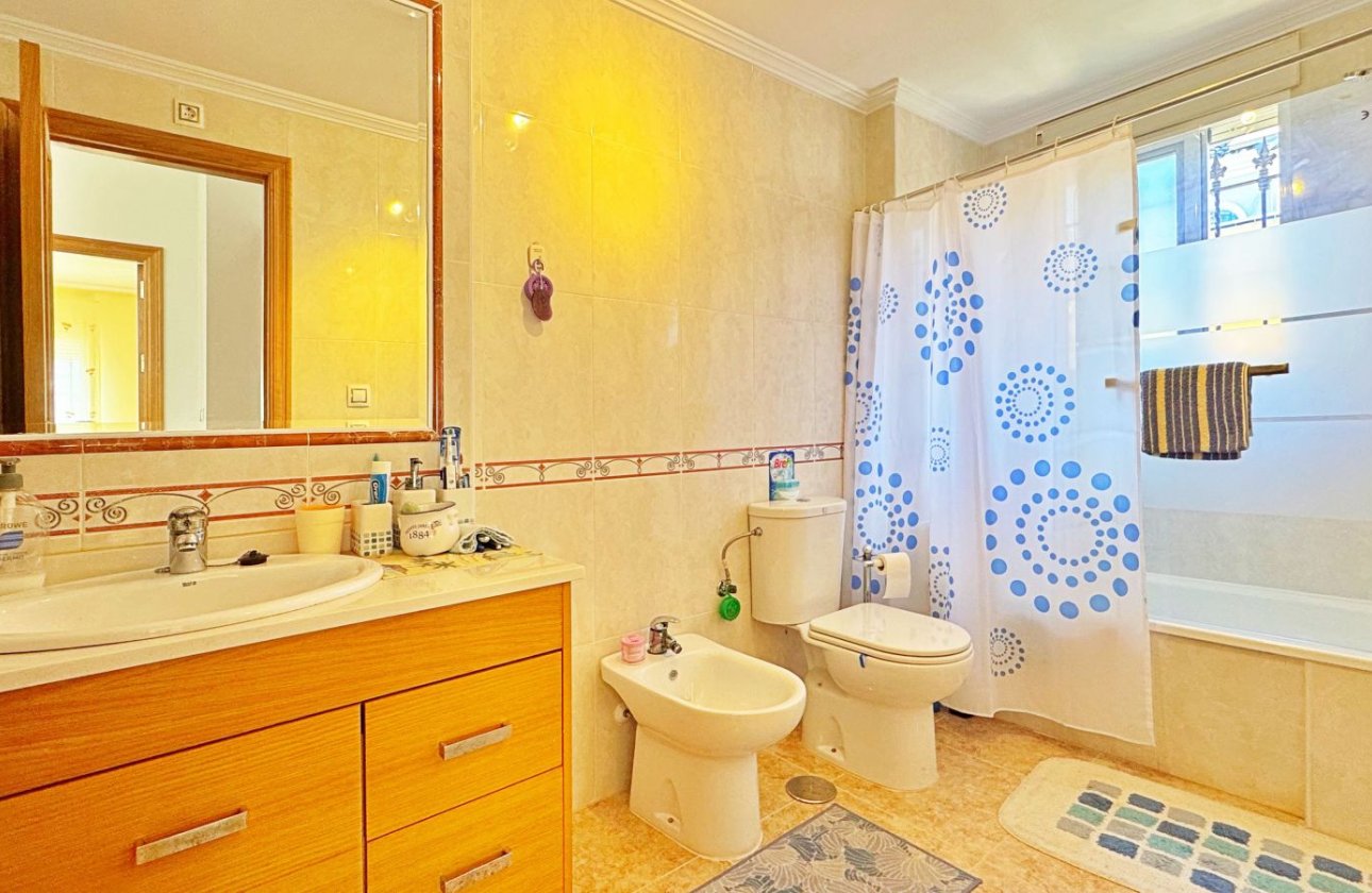 Revente - Town House -
Orihuela Costa - Costa Blanca