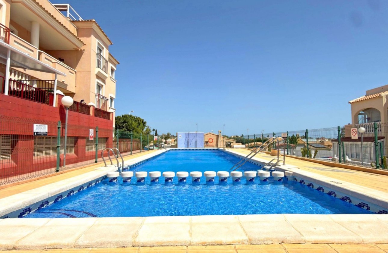 Revente - Town House -
Orihuela Costa - Costa Blanca