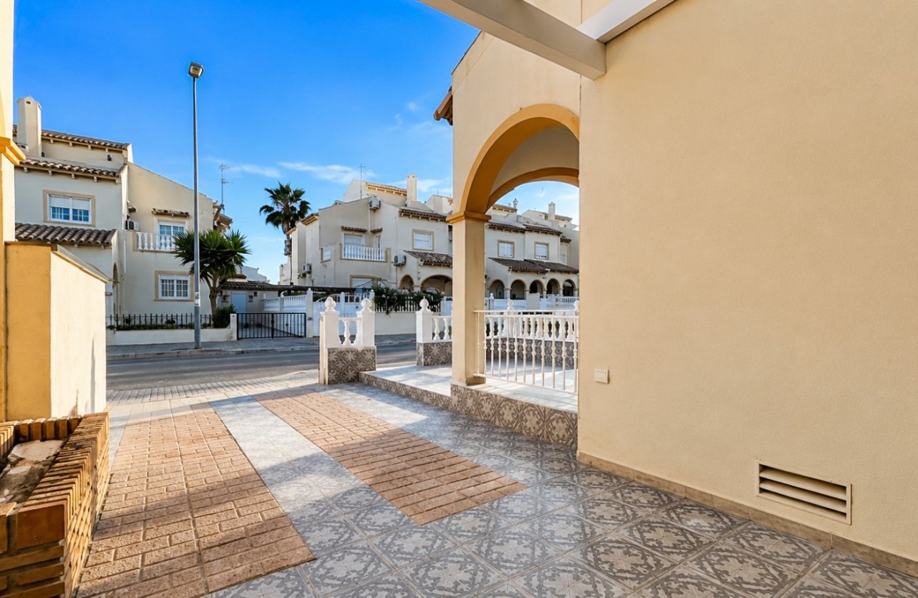 Revente - Town House -
Orihuela Costa - Costa Blanca