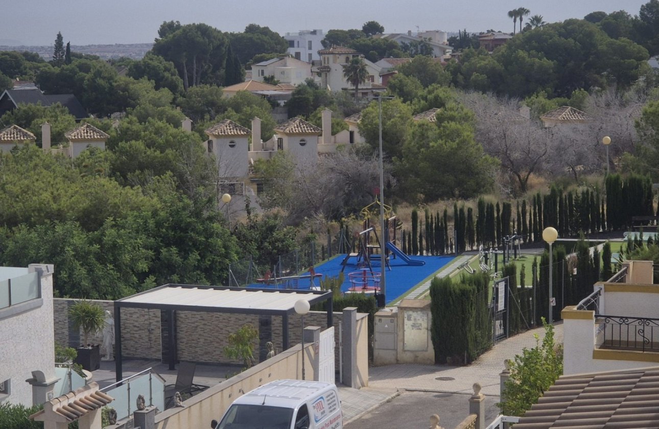 Revente - Town House -
Orihuela Costa - Costa Blanca