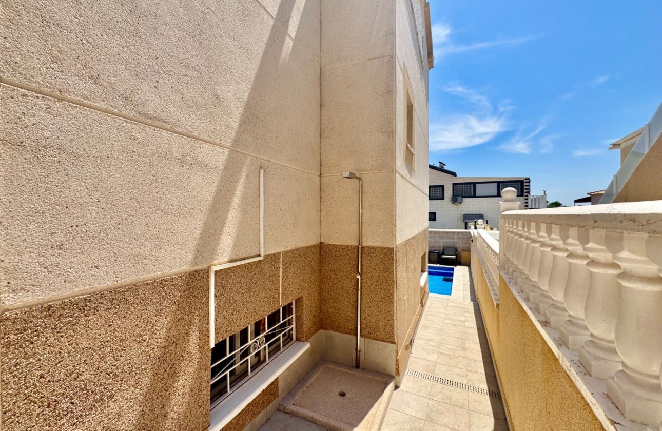 Revente - Town House -
Orihuela Costa - La Florida