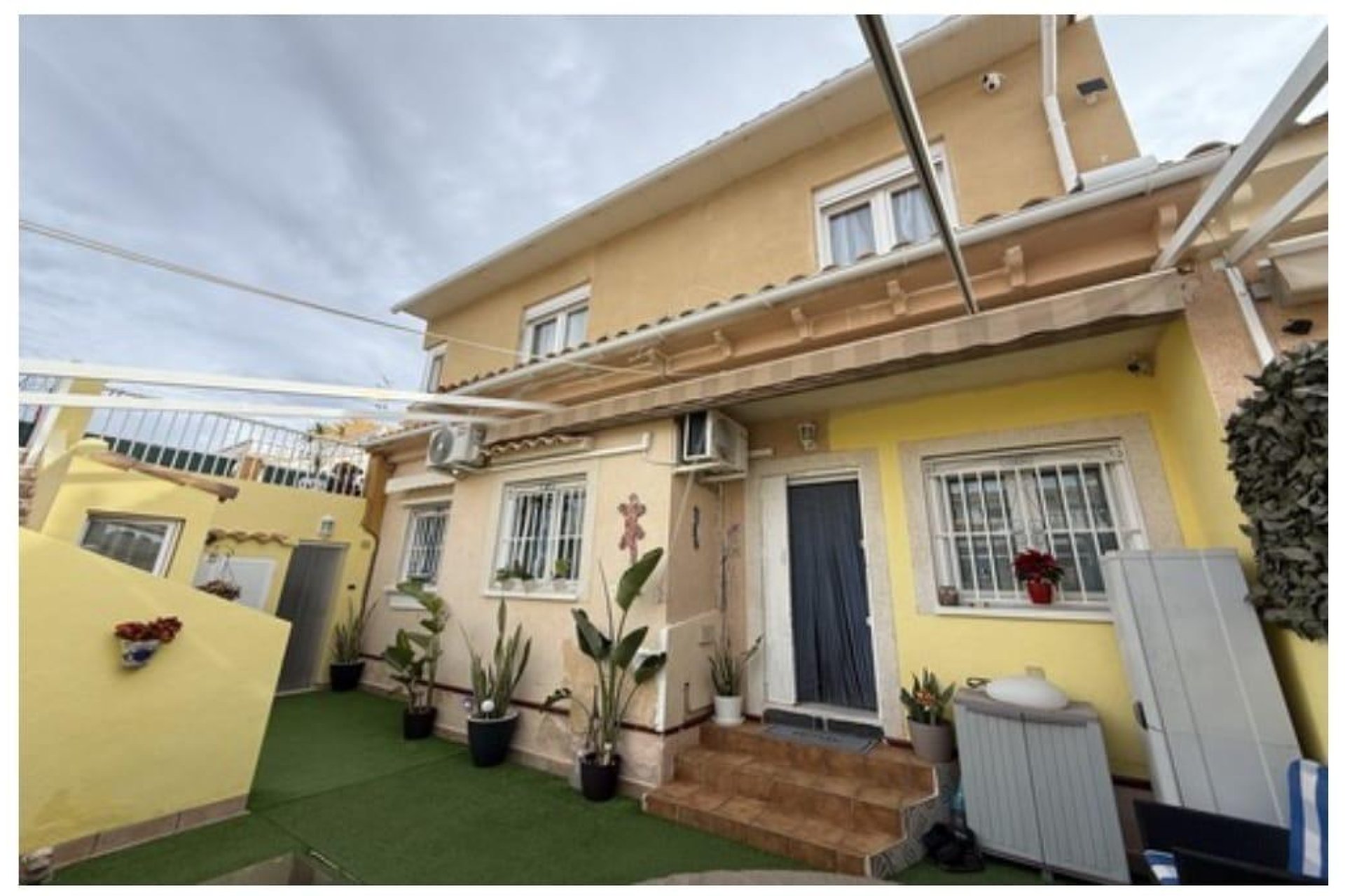Revente - Town House -
Orihuela Costa - La Florida