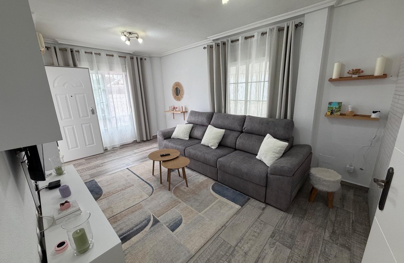 Revente - Town House -
Orihuela Costa - La Zenia