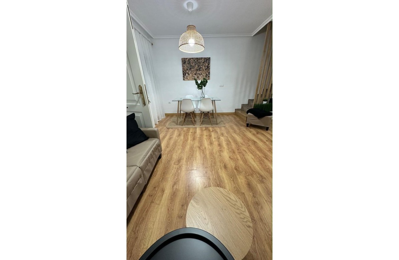Revente - Town House -
Orihuela Costa - La Zenia