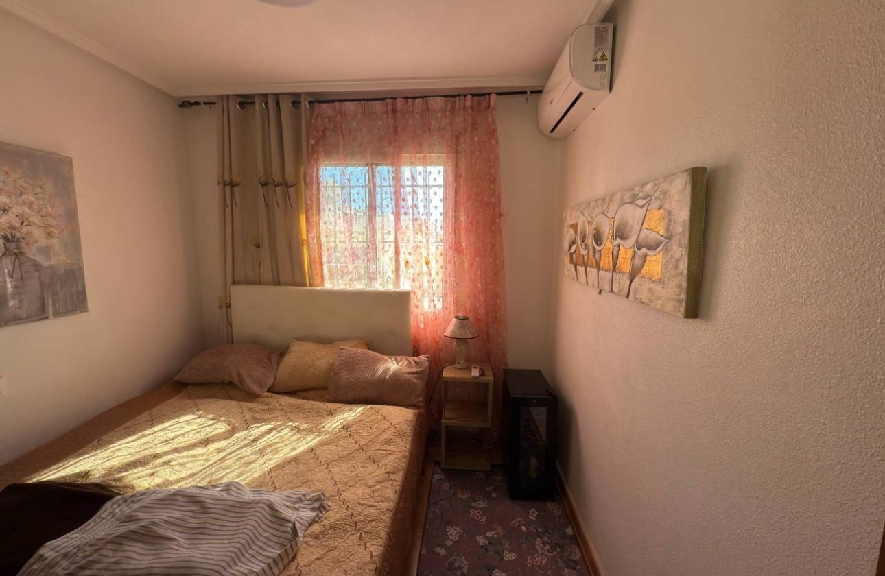 Revente - Town House -
Orihuela Costa - Los Almendros-la Florida