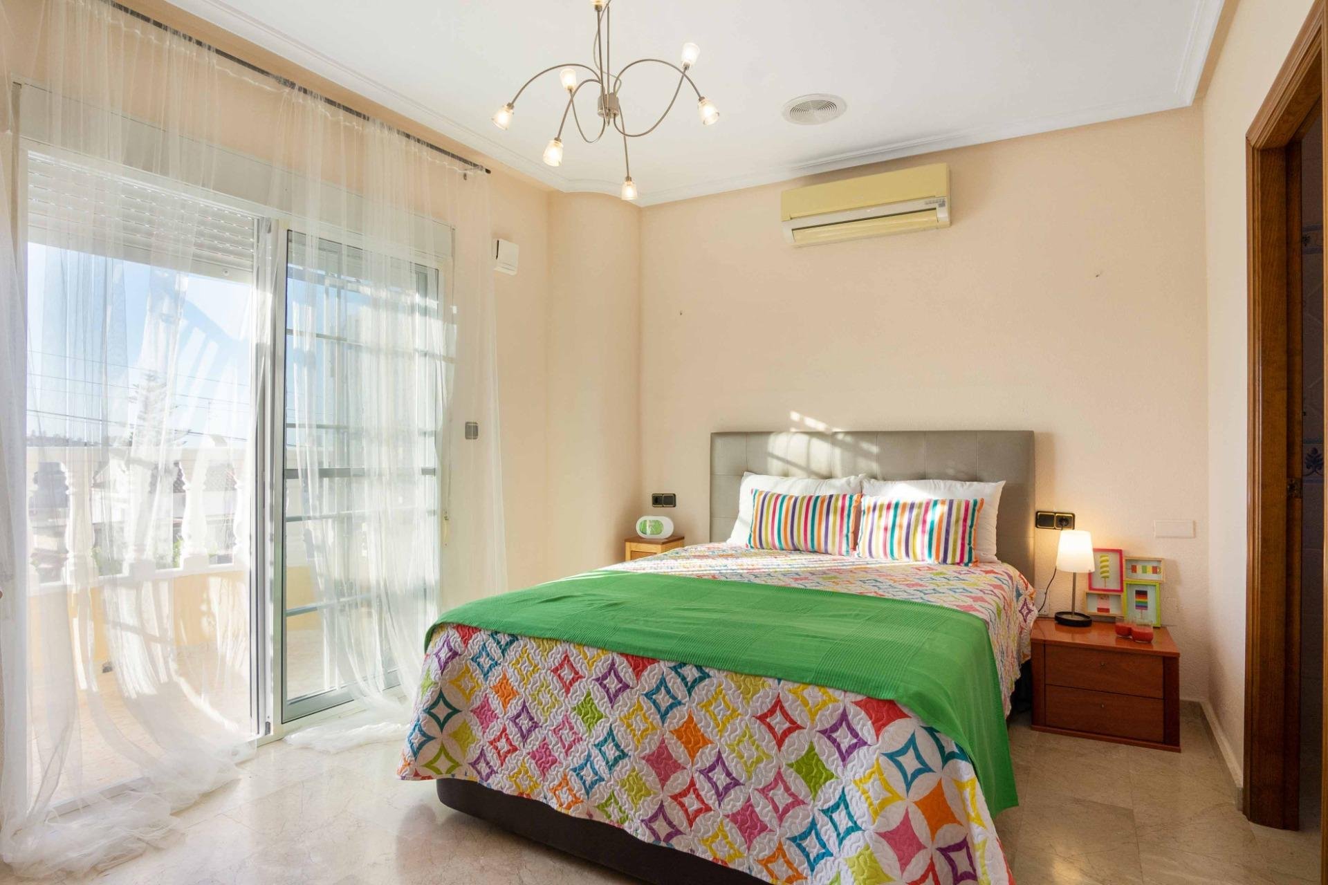 Revente - Town House -
Orihuela Costa - Los Almendros-la Florida