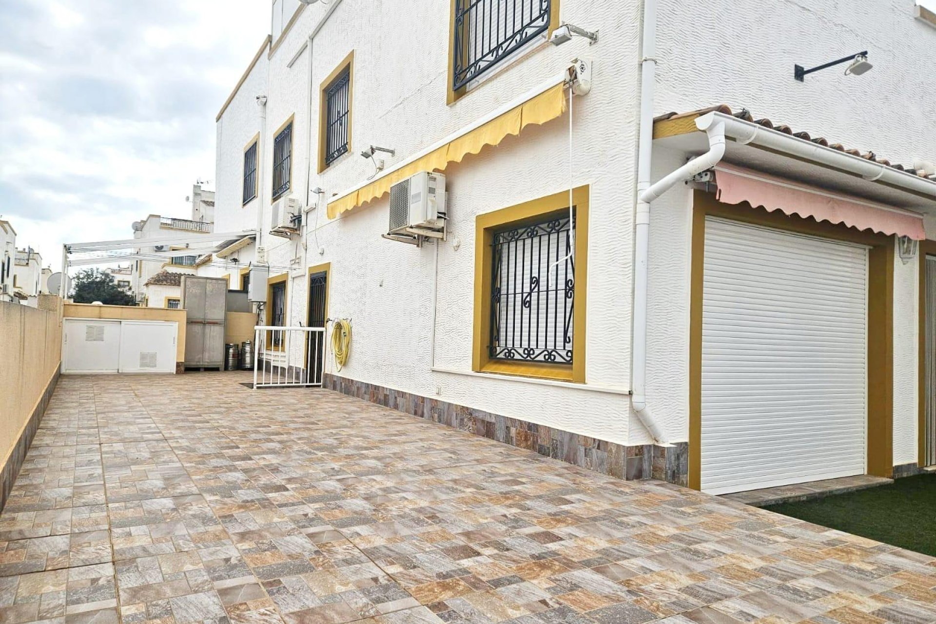 Revente - Town House -
Orihuela Costa - Los Almendros-la Florida