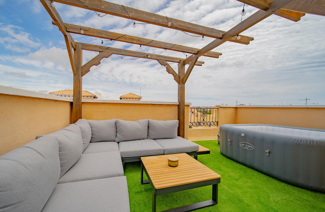 Revente - Town House -
Orihuela Costa - PAU 26