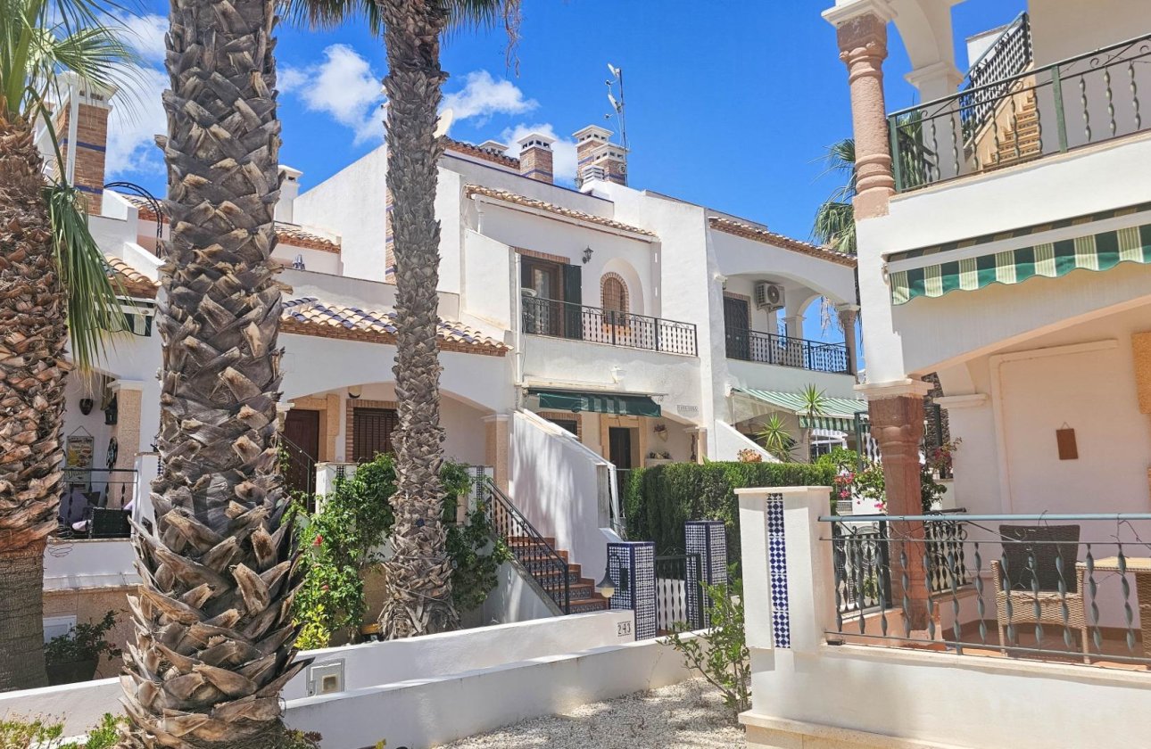 Revente - Town House -
Orihuela Costa - PAU 8
