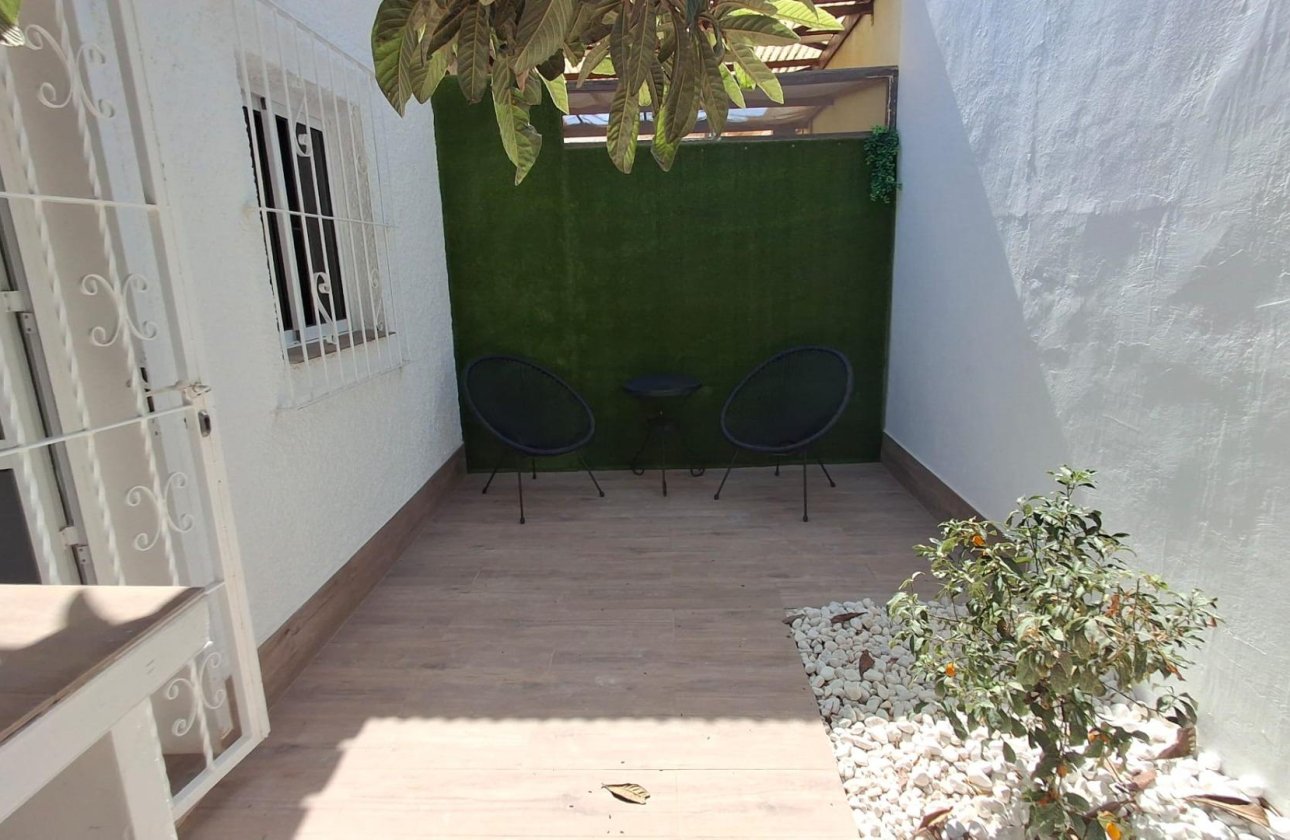 Revente - Town House -
Orihuela Costa - Playa Flamenca