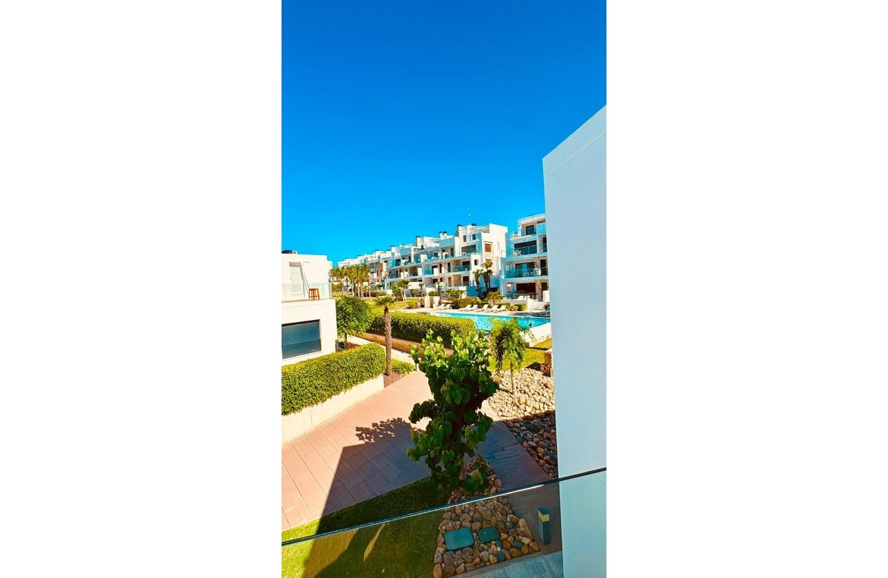 Revente - Town House -
Orihuela Costa - Villamartín