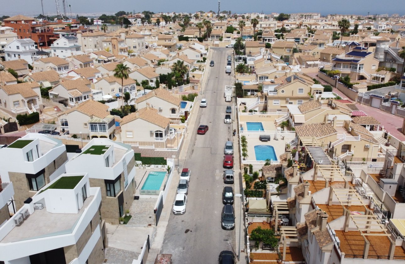 Revente - Town House Penthouse -
Torrevieja - La Florida