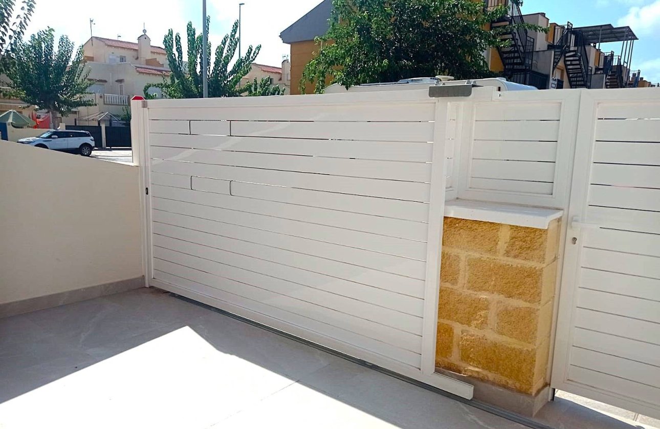 Revente - Town House -
Pilar de la Horadada