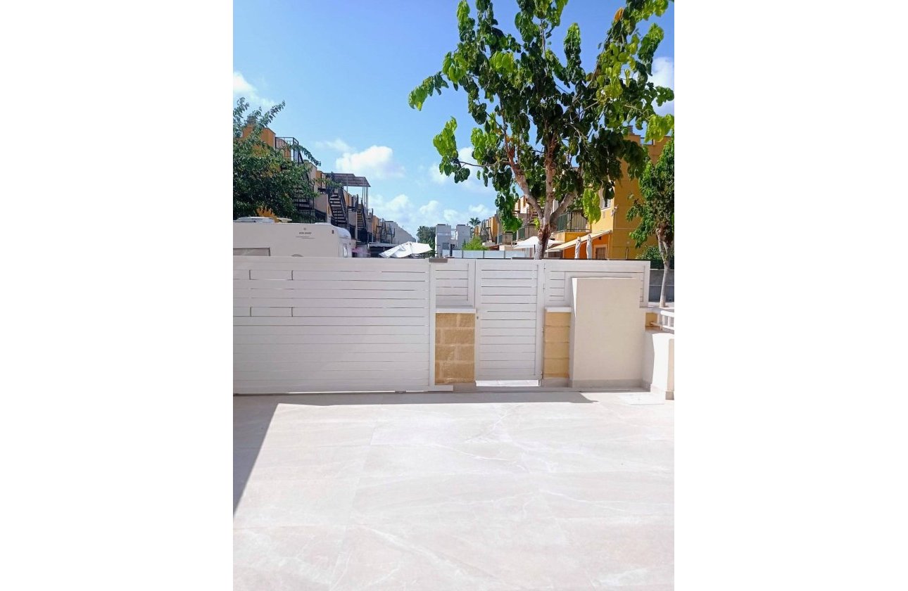 Revente - Town House -
Pilar de la Horadada