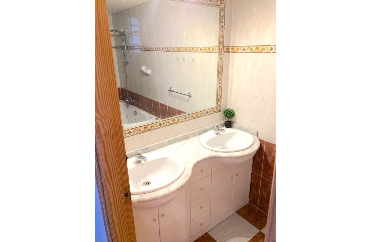 Revente - Town House -
Playa Flamenca - Costa Blanca