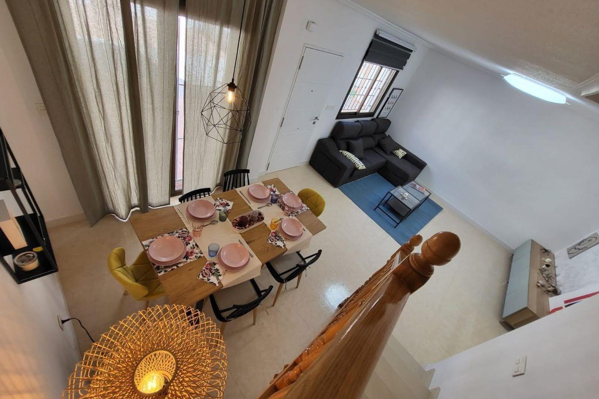 Revente - Town House -
San Miguel de Salinas - Ciudad De Las Comunicaciones