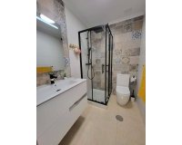Revente - Town House -
San Miguel de Salinas - Ciudad De Las Comunicaciones