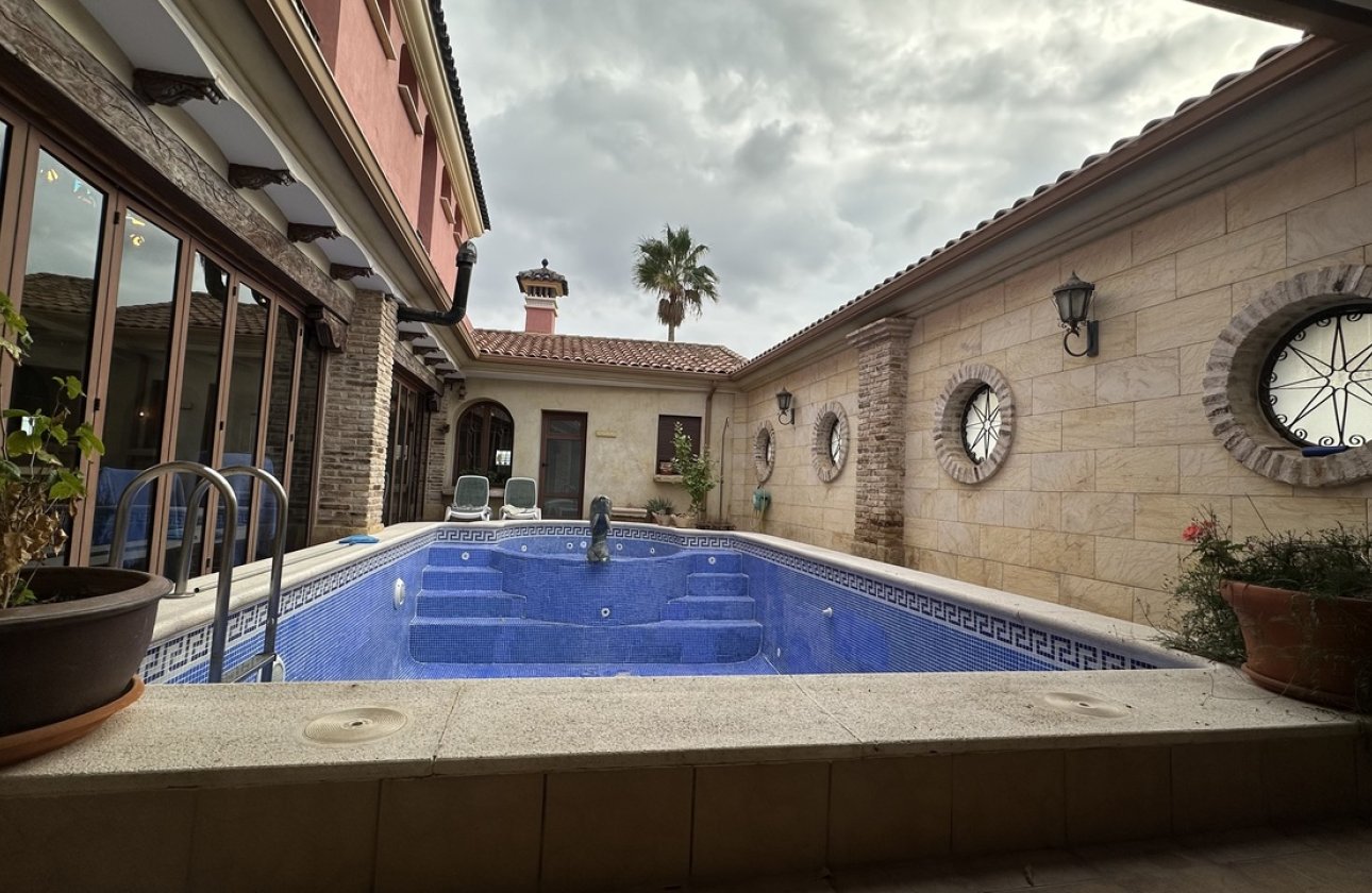 Revente - Town House -
San Miguel de Salinas - Inland